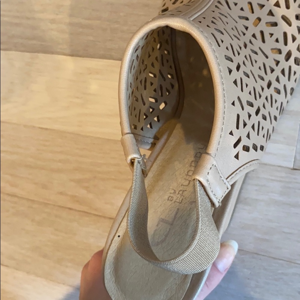Wedges - Picture 2 of 4
